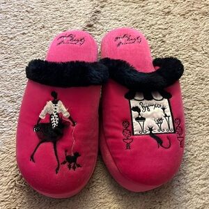 Women’s Isotoner Slipper / Size XL (9/9.5)